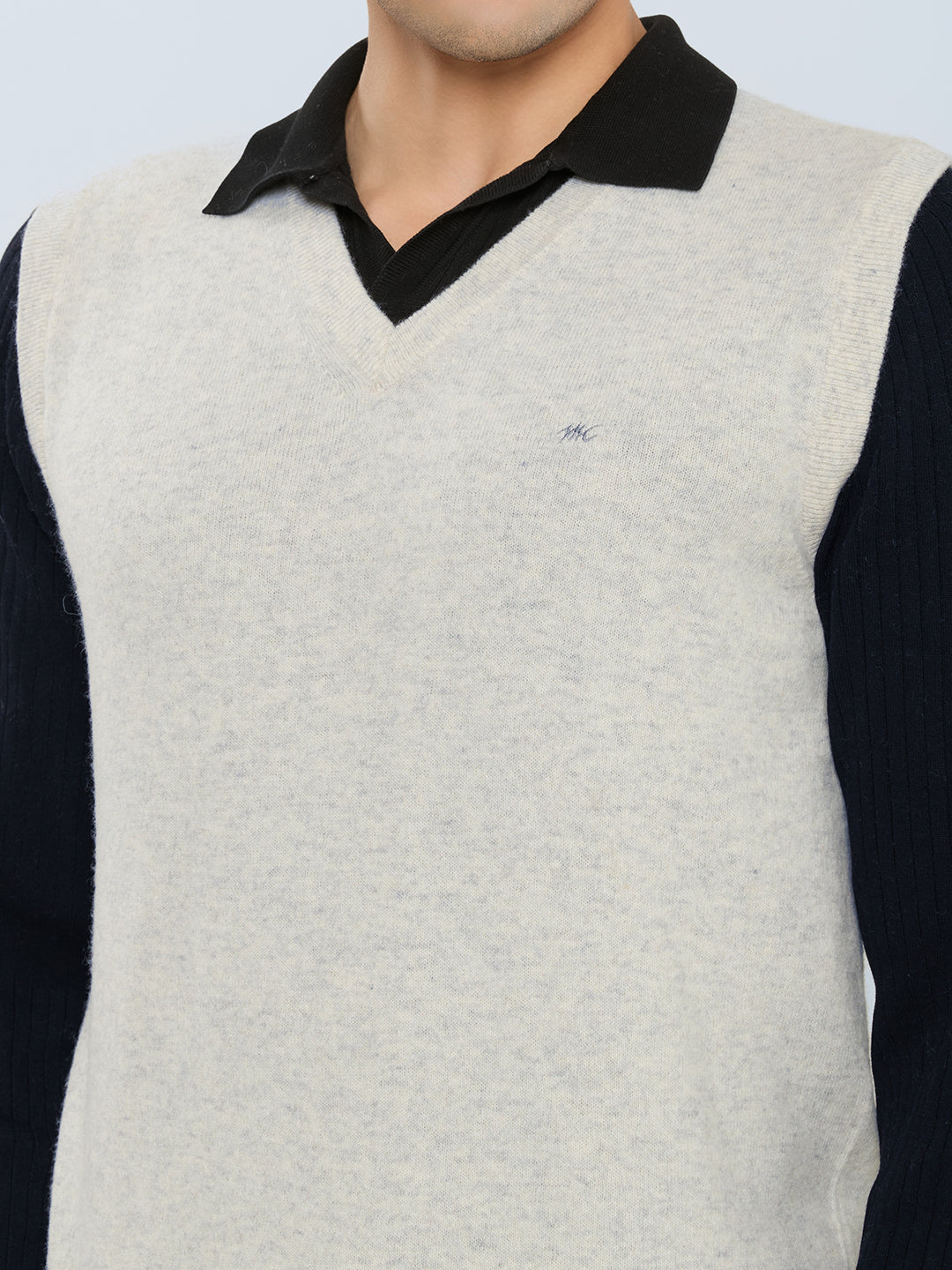 Men Grey Solid V Neck Sleeveless Sweater