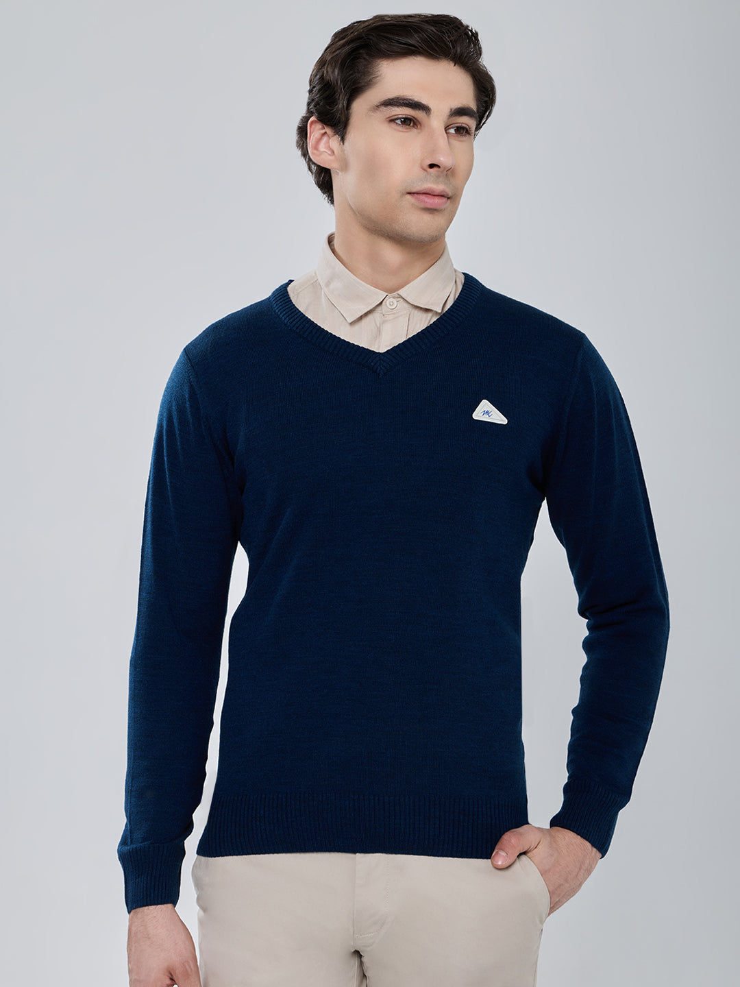 Men Navy Blue Solid V Neck Full Sleeve Pullover