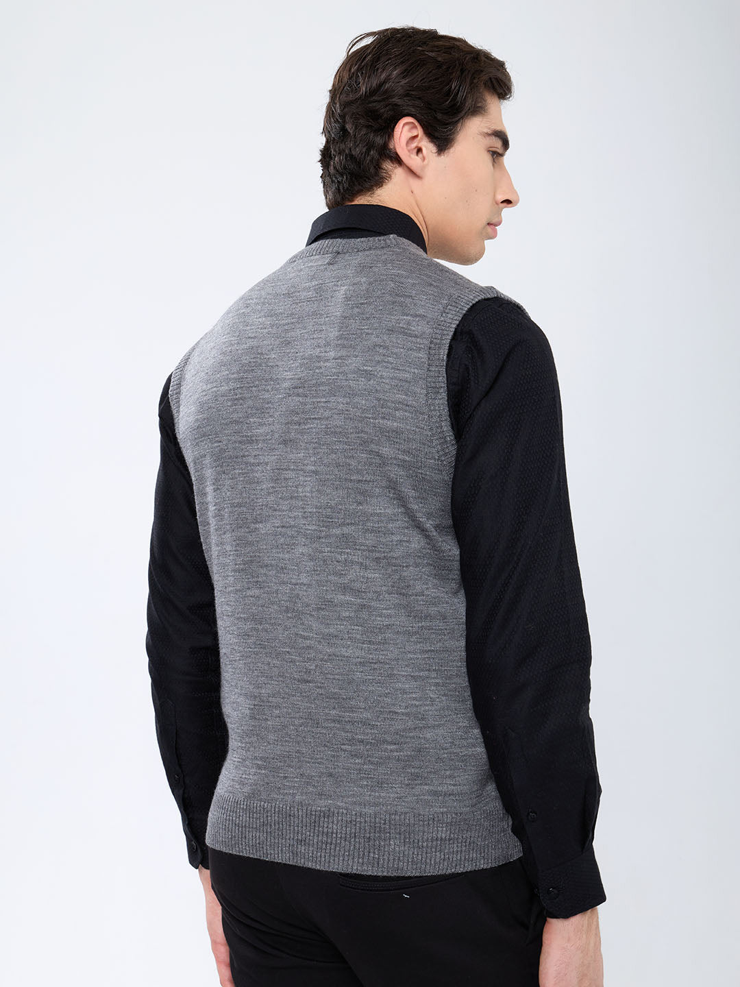 Men Grey Solid V Neck Sleeveless Sweater