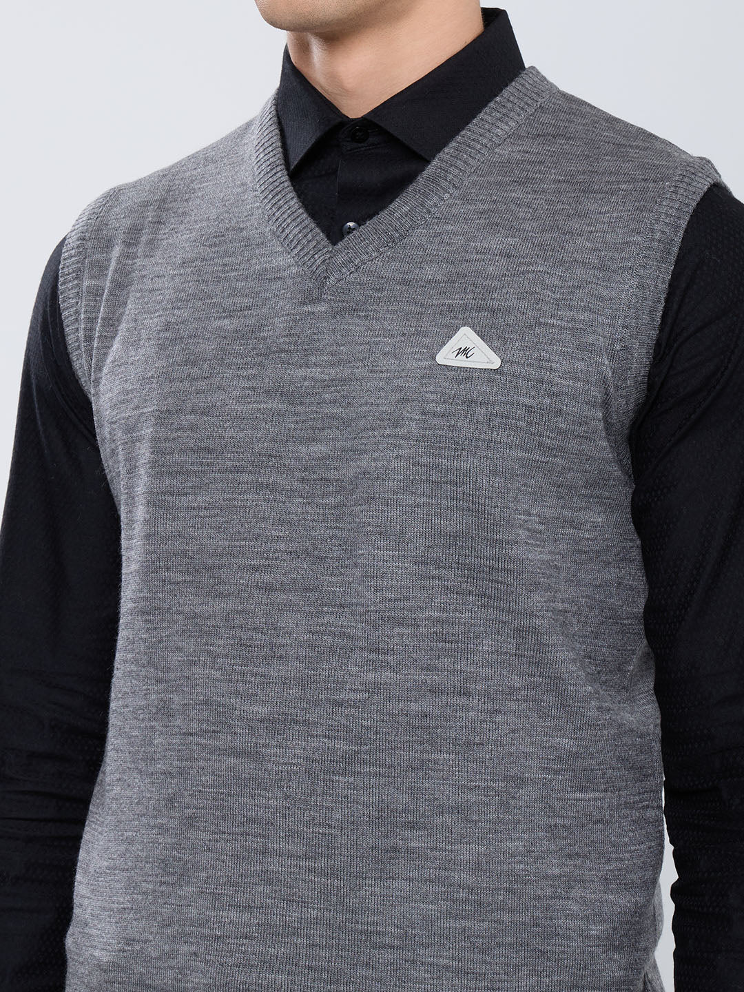 Men Grey Solid V Neck Sleeveless Sweater