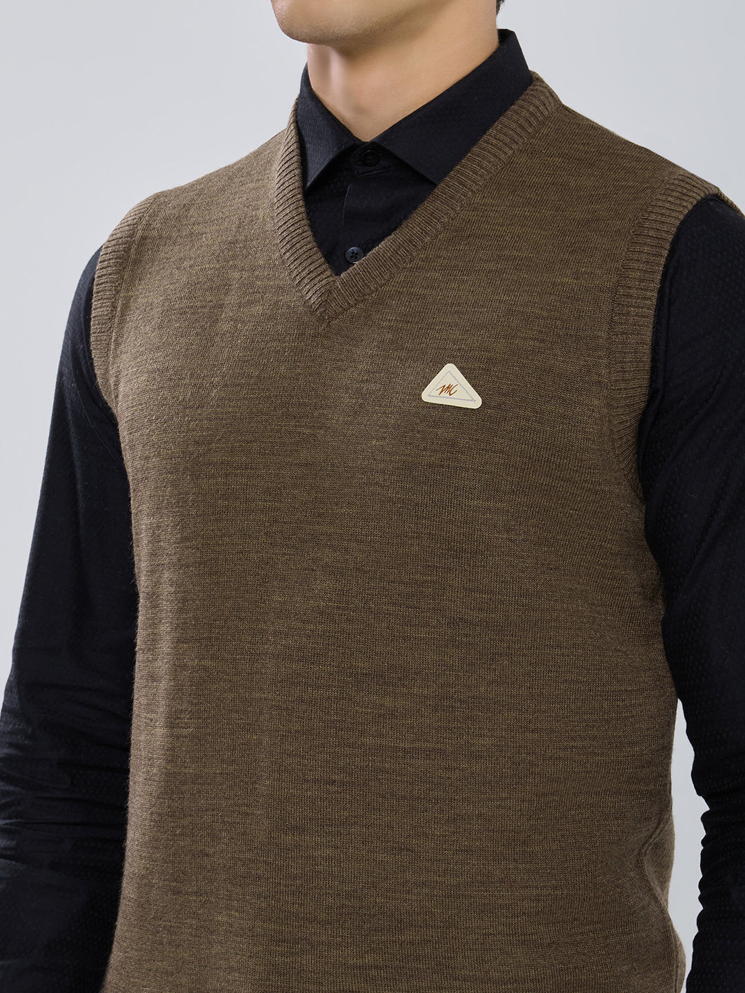Men Brown Solid V Neck Sleeveless Sweater