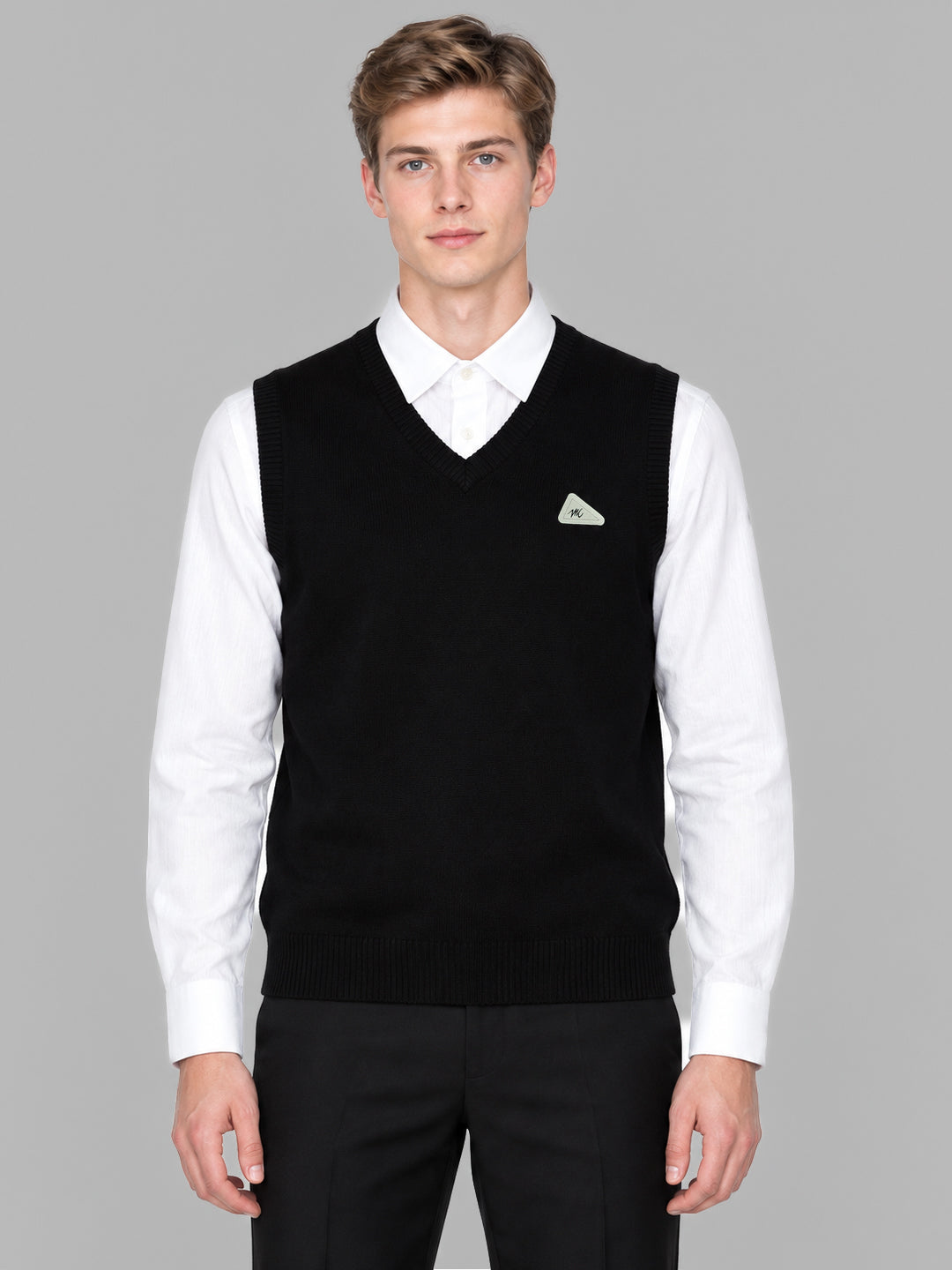 Men Black Solid V Neck Sleeveless Sweater
