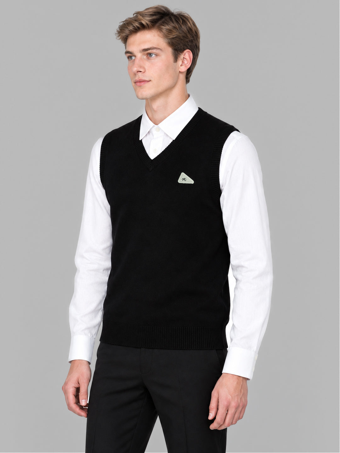 Men Black Solid V Neck Sleeveless Sweater