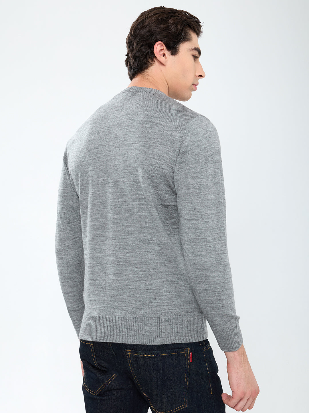 Men Grey Solid Round Neck Full Sleeve Pullover