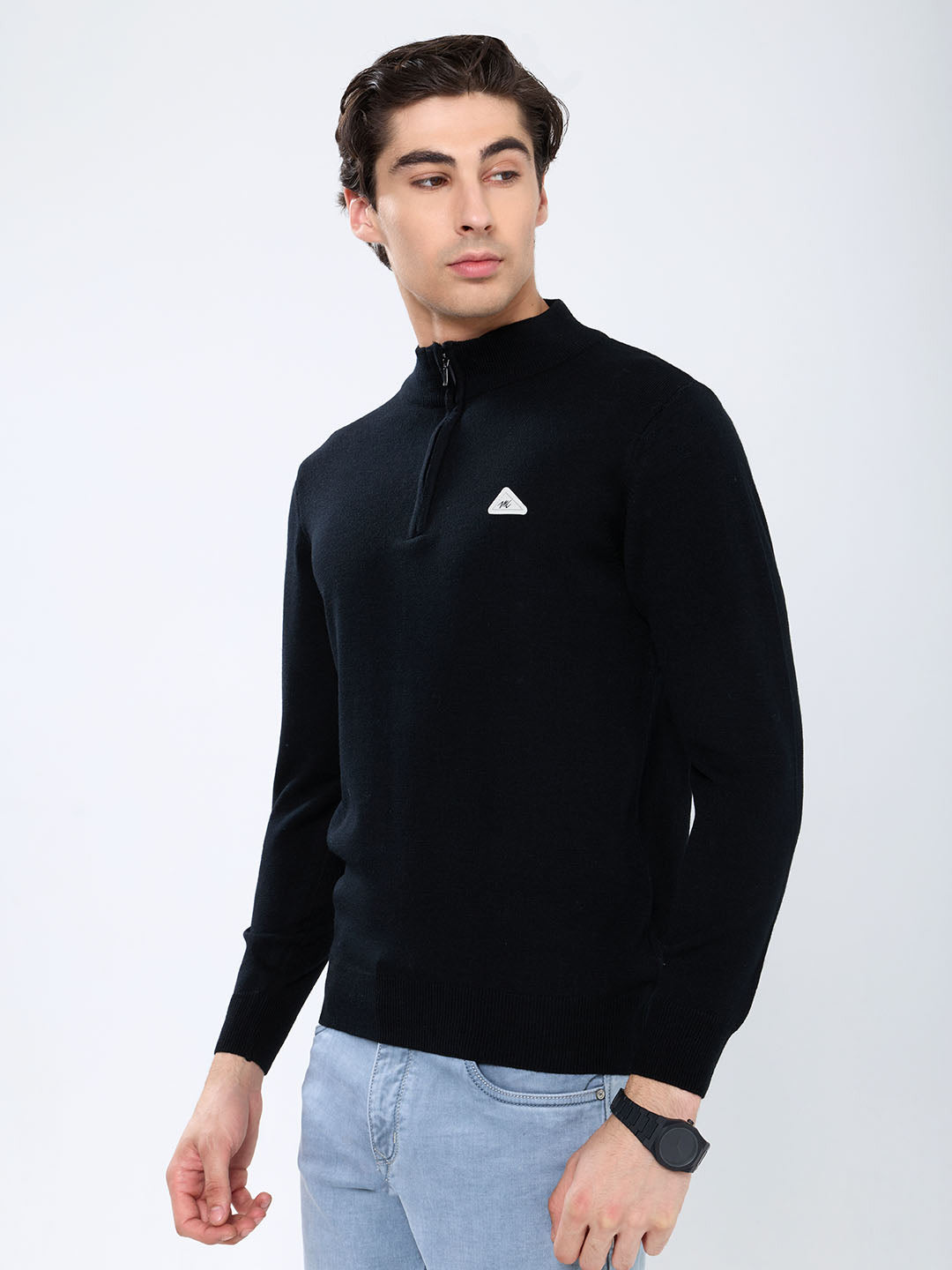 Men Black Solid Collar Full Sleeve Pullover