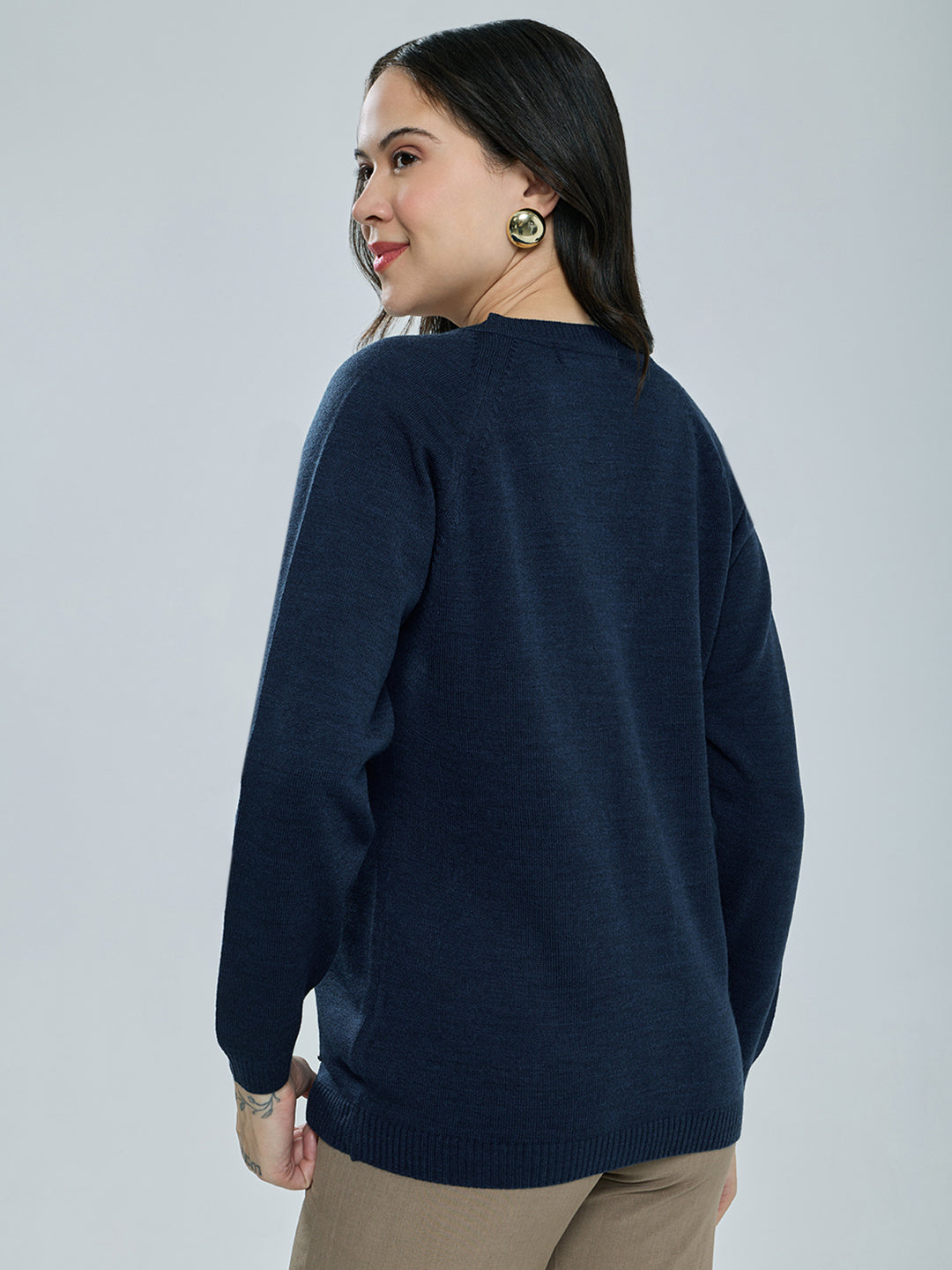 Women Navy Blue Solid V Neck Full Sleeve Cardigan