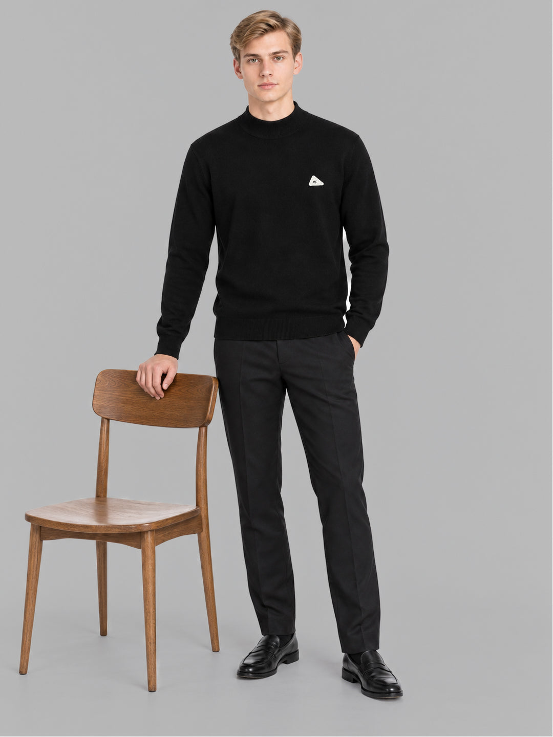 Men Black Solid Turtle Neck Full Sleeve Pullover