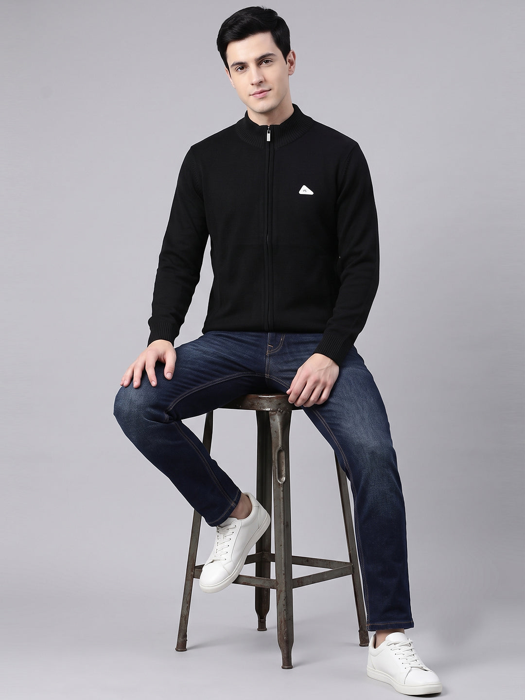 Men Black Solid Turtle Neck Full Sleeve Pullover