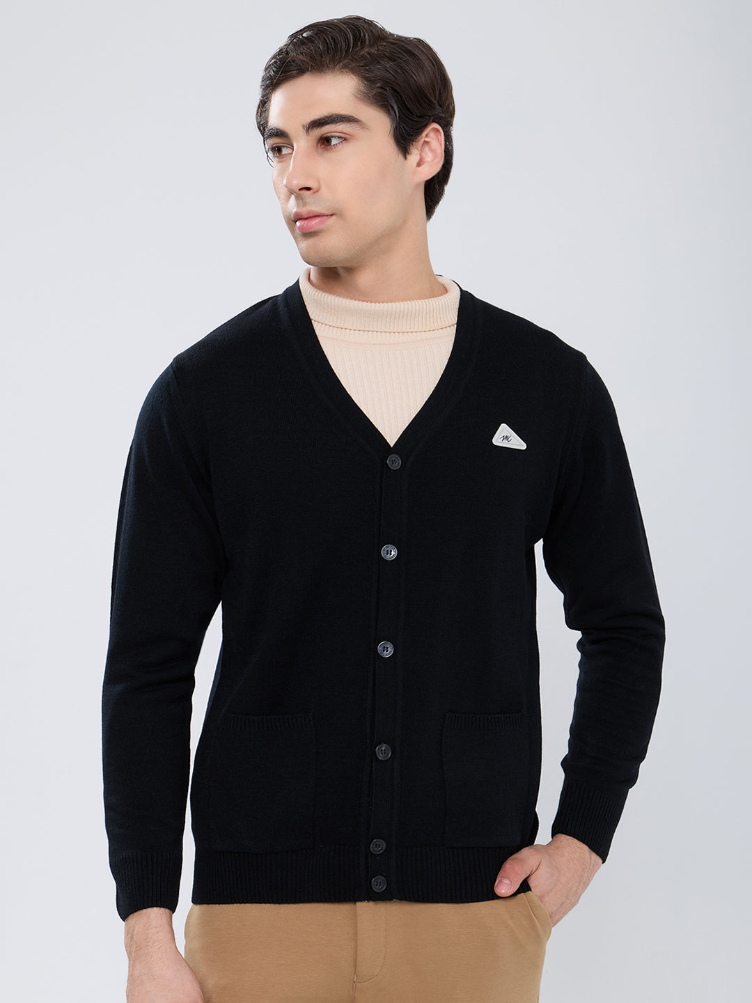 Men Black Solid V Neck Full Sleeve Cardigan