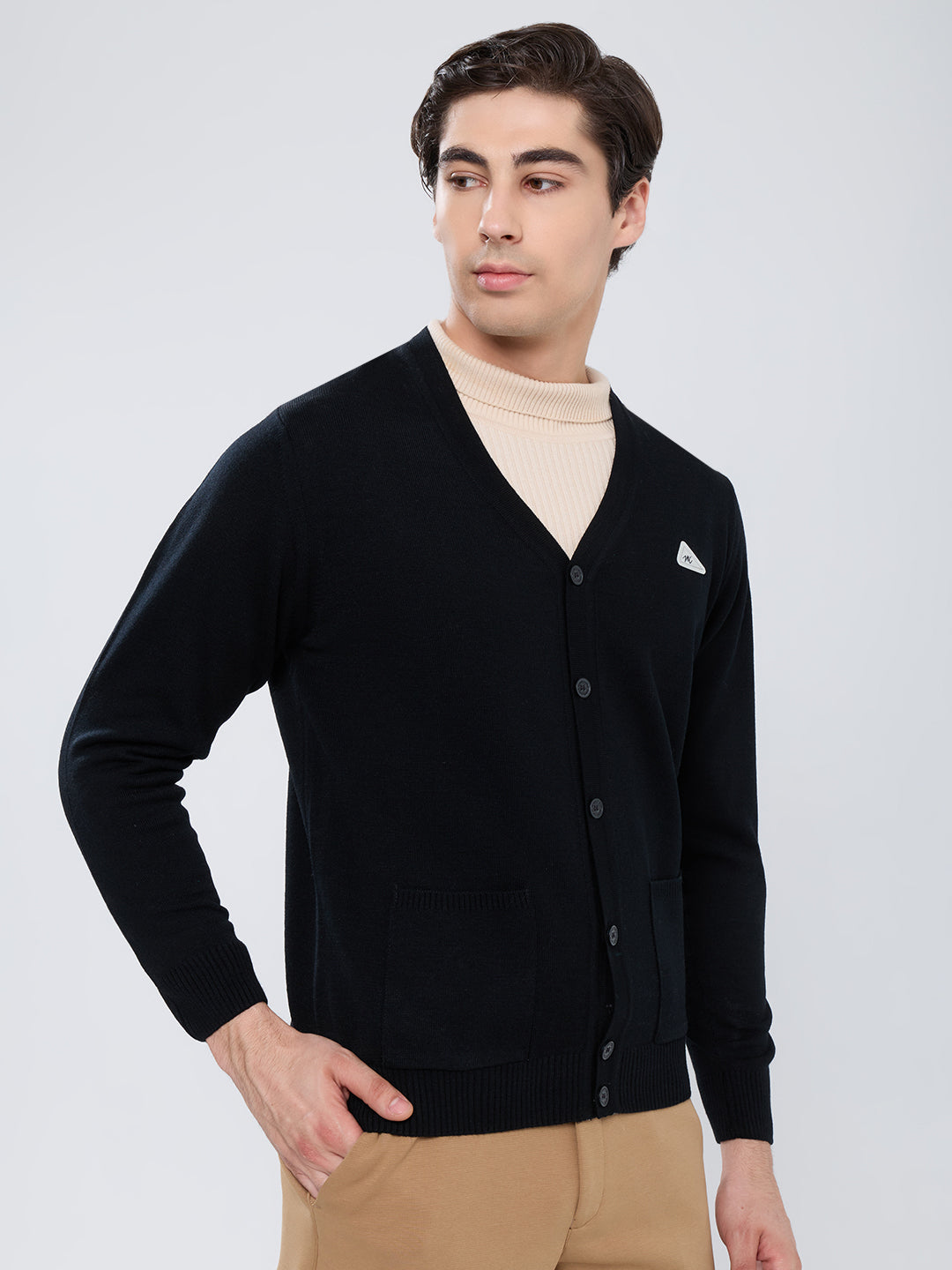 Men Black Solid V Neck Full Sleeve Cardigan