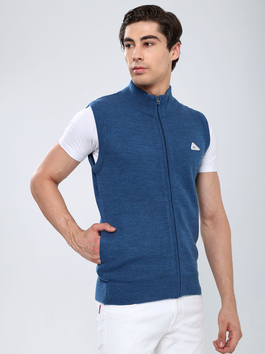 Men Blue Solid Collar Sleeveless Sweater