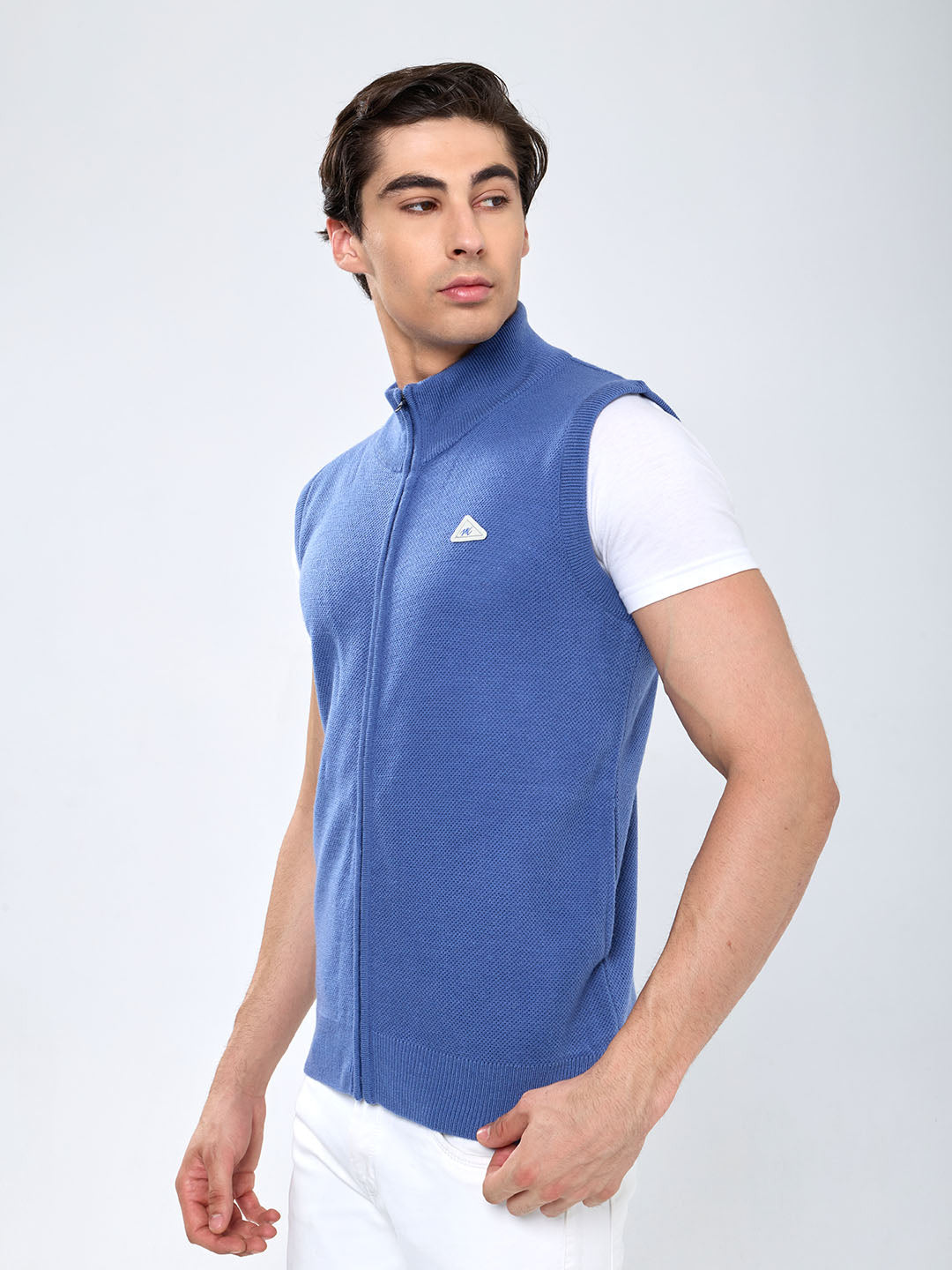 Men Blue Solid Collar Sleeveless Sweater
