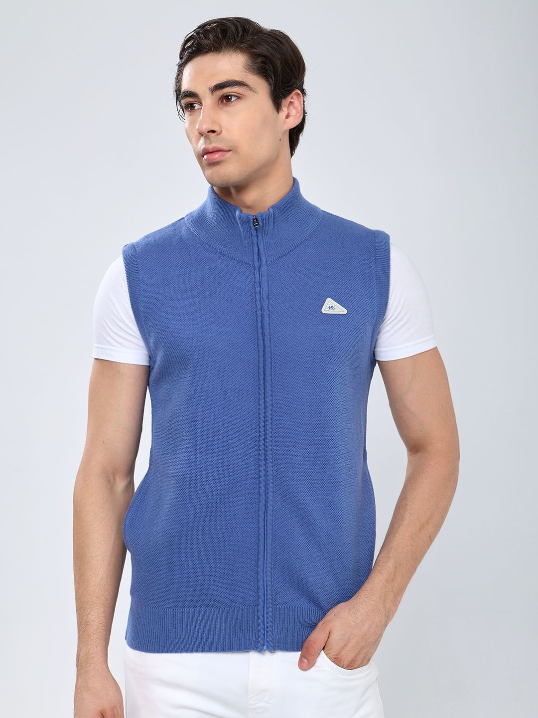 Men Blue Solid Collar Sleeveless Sweater