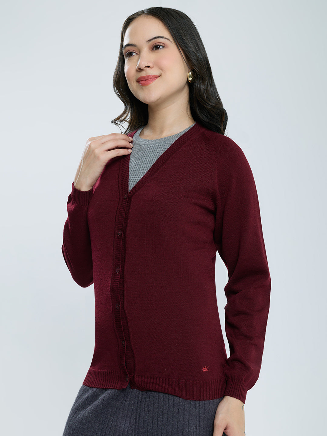 Women Maroon Solid V Neck Full Sleeve Cardigan