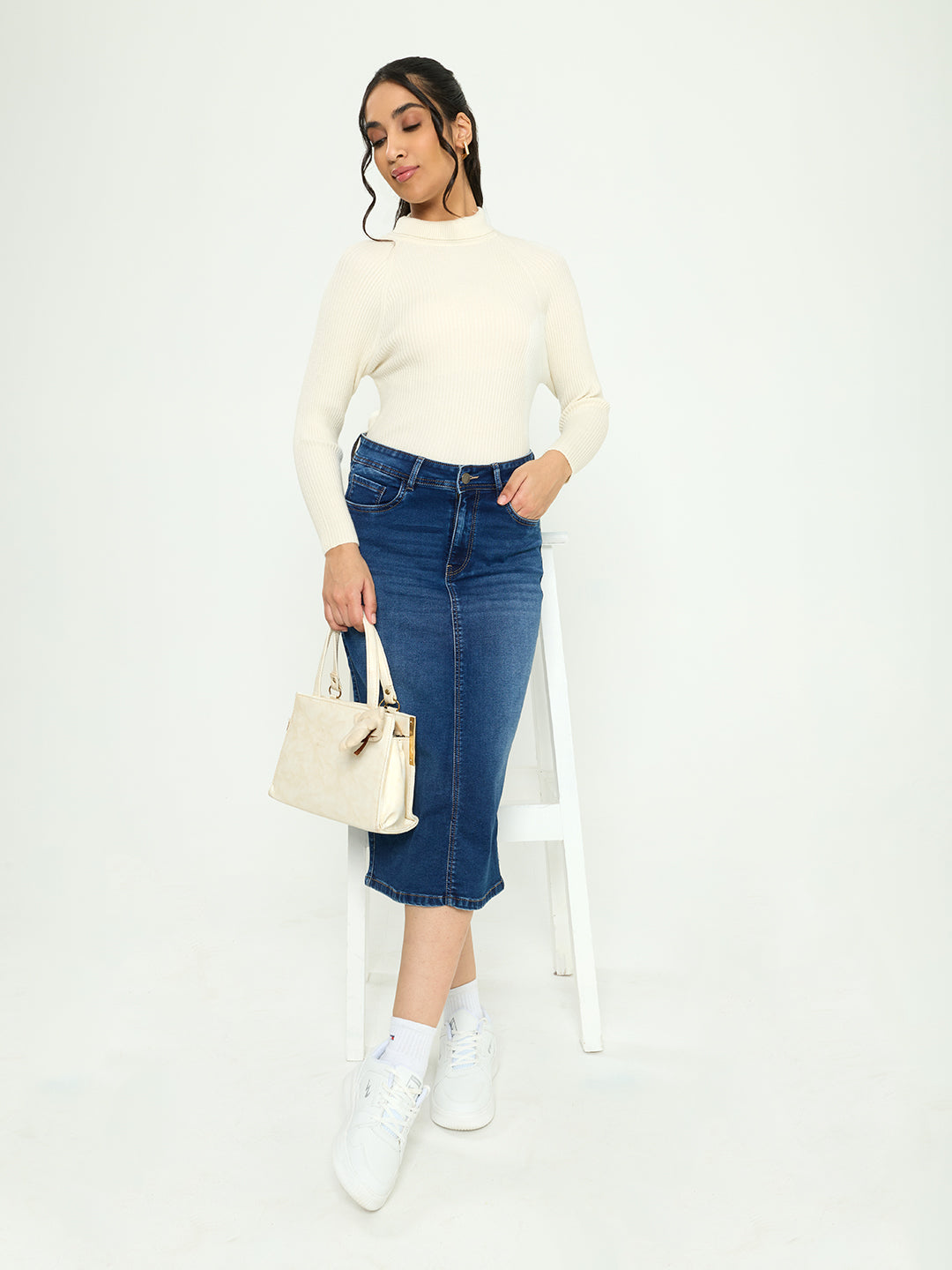 Women White Solid High Neck Full Sleeve Sceavy
