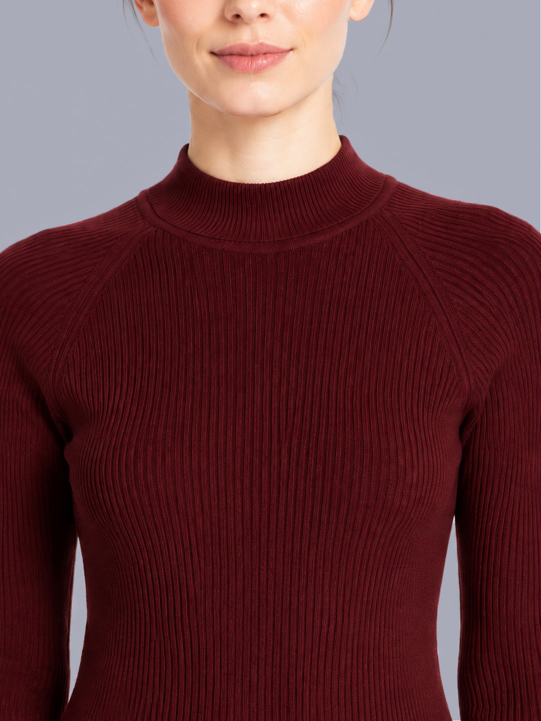 Women Maroon Solid High Neck Full Sleeve Sceavy