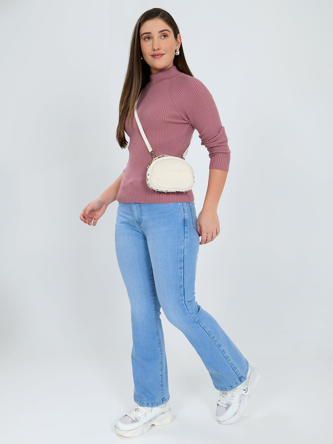 Women Light Pink Solid Turtle Neck Full Sleeve Sceavy