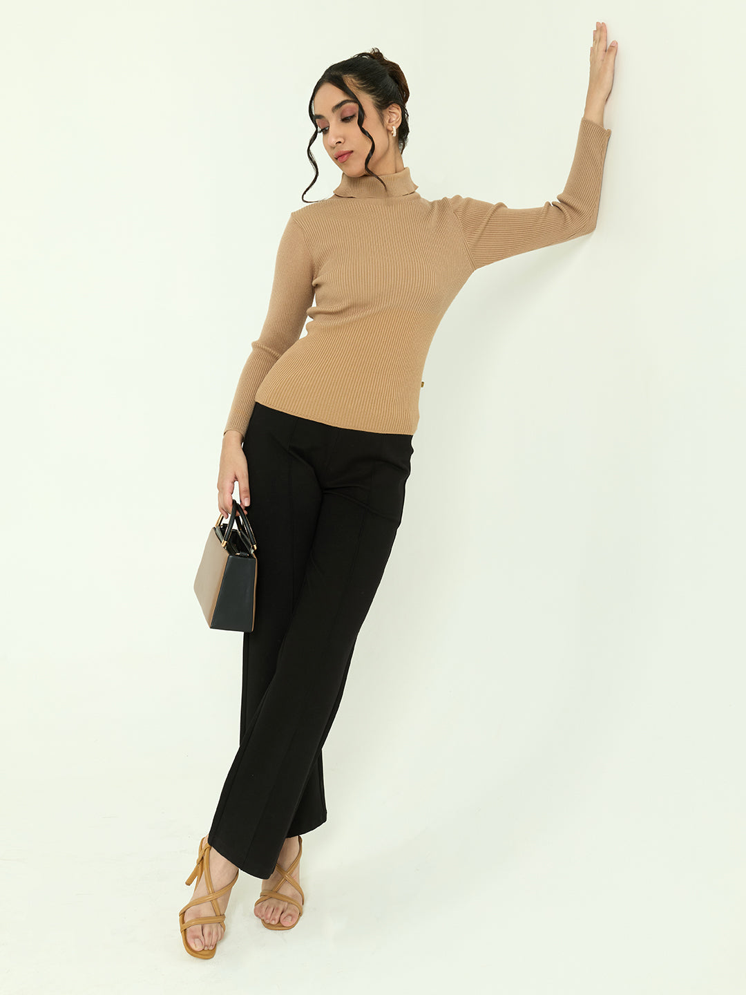 Women Camel Brown Solid Turtle Neck Full Sleeve Sceavy