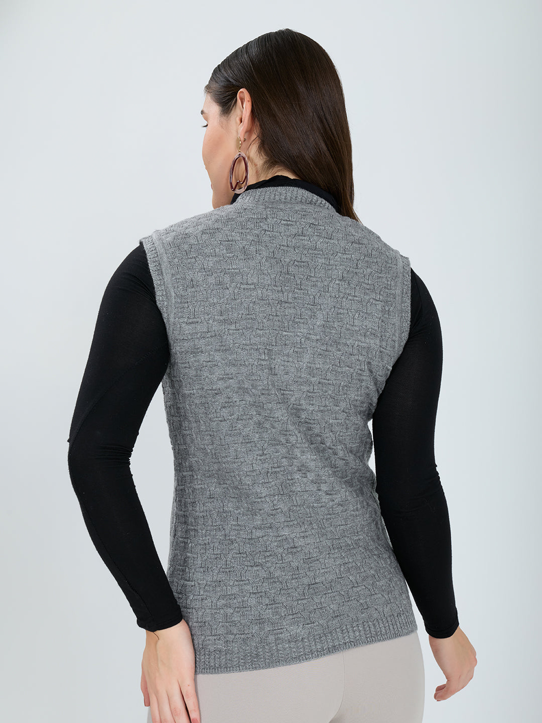 Women Grey Self Design V Neck Sleeveless Cardigan