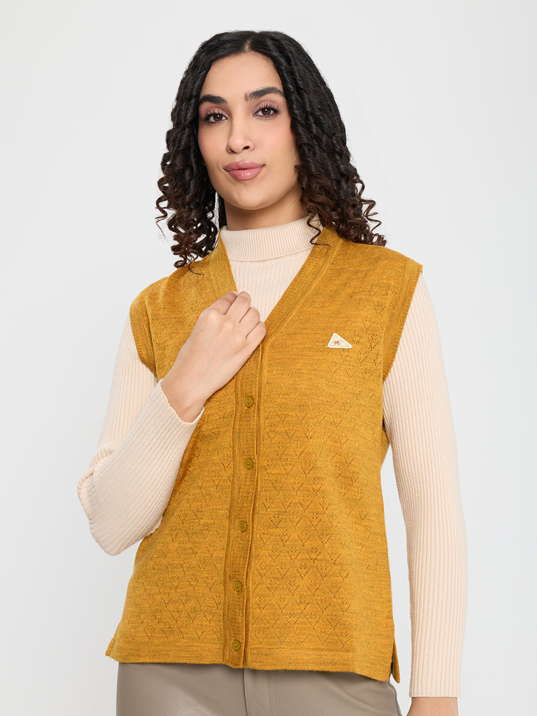 Women Mustard Self Design V Neck Sleeveless Cardigan