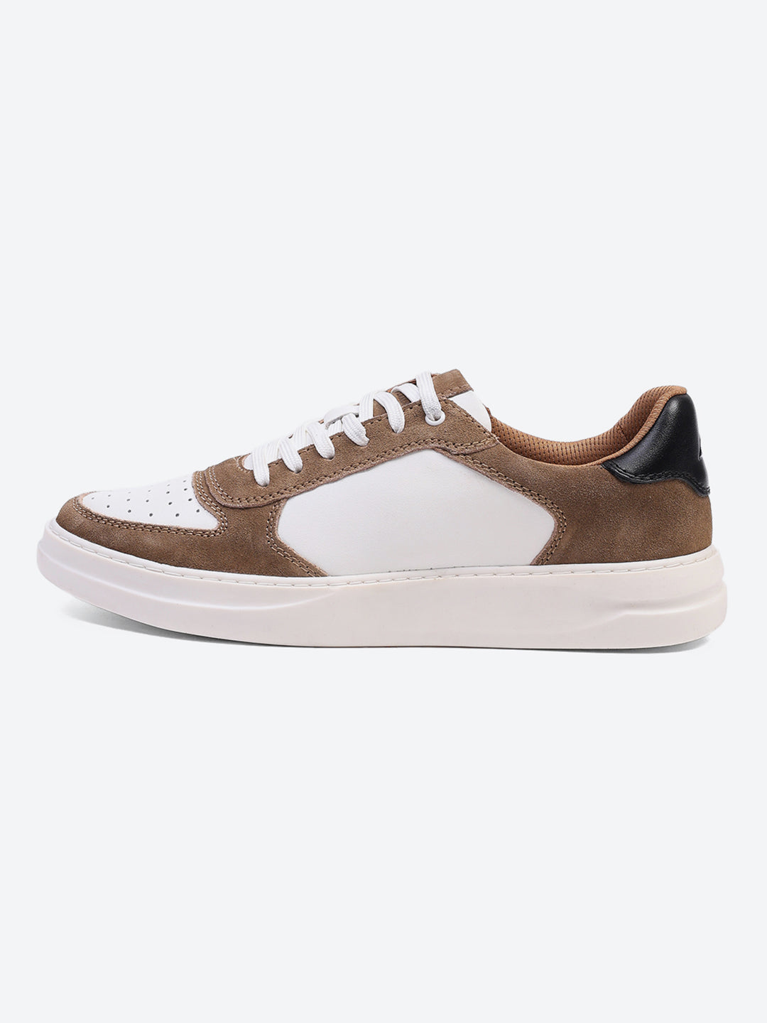 Men White & Tan Lace Up Genuine Leather Casual Sneakers