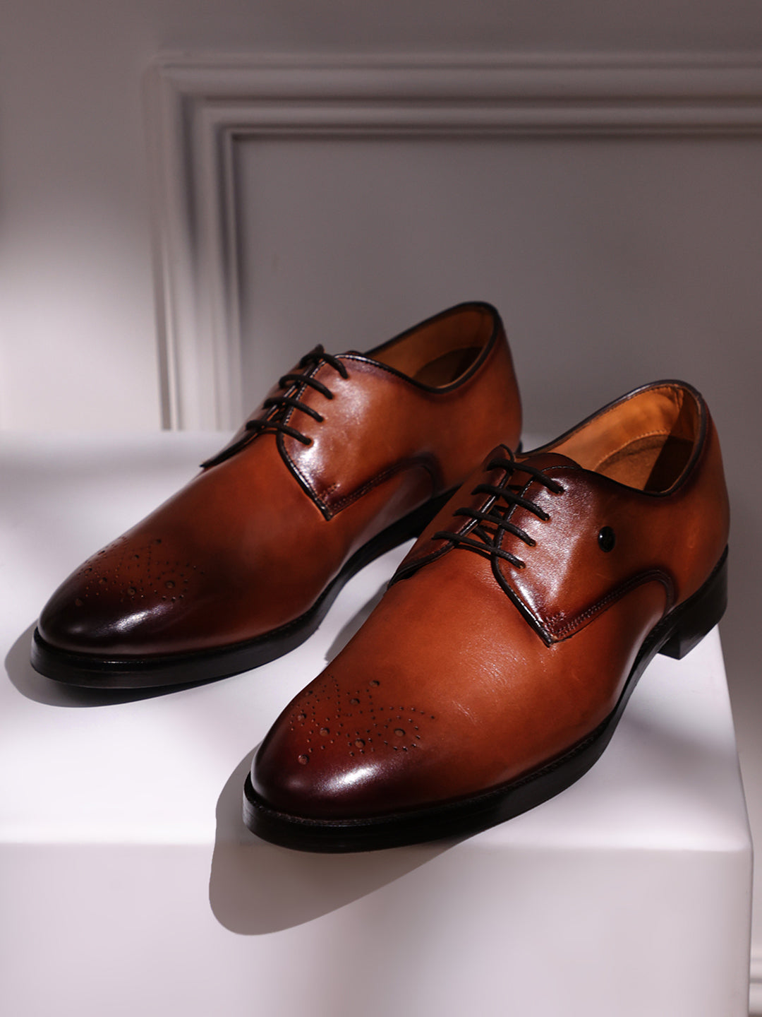 Men Tan Genuine Leather Comfortable Lace-Up Formal Derby Shoes