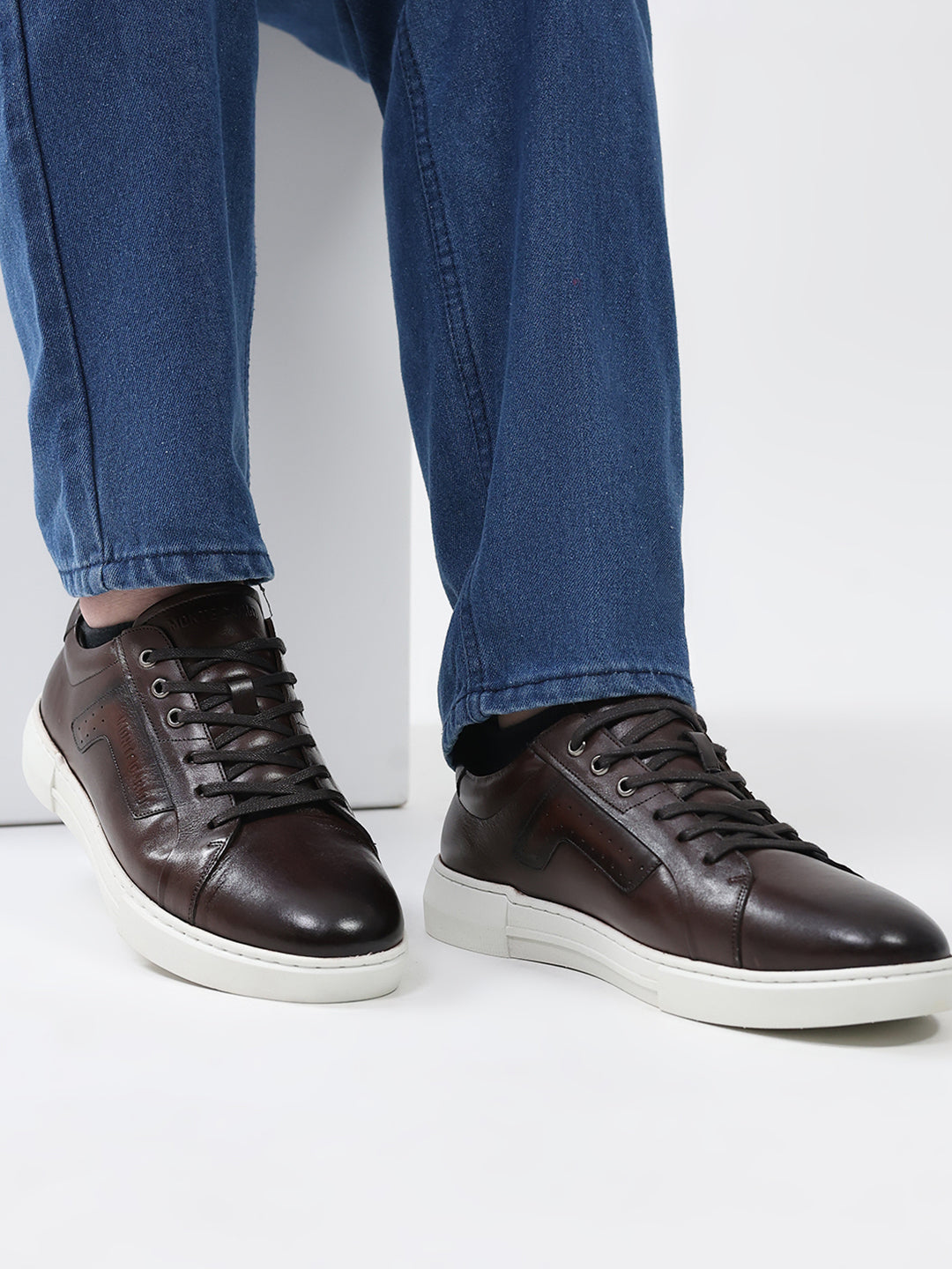 Men Brown Lace Up Genuine Leather Casual Sneakers