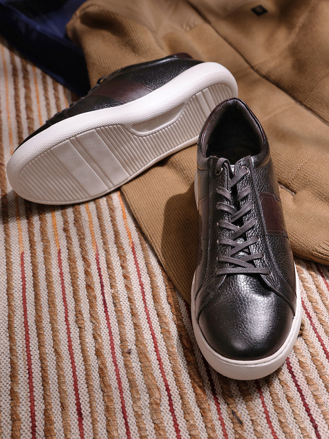 Men Brown Lace Up Leather Sneakers - Stylish & Comfortable