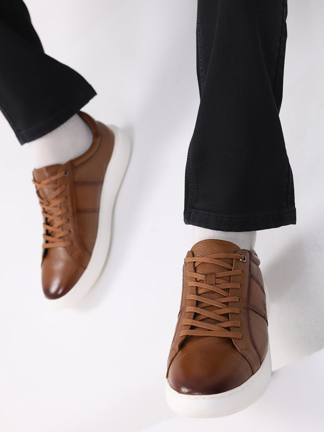 Men Tan Lace Up Leather Sneakers - Stylish & Comfortable