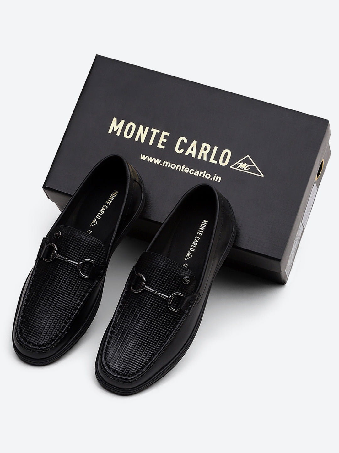 Men Black Comfortable Slip on Leather Loafers