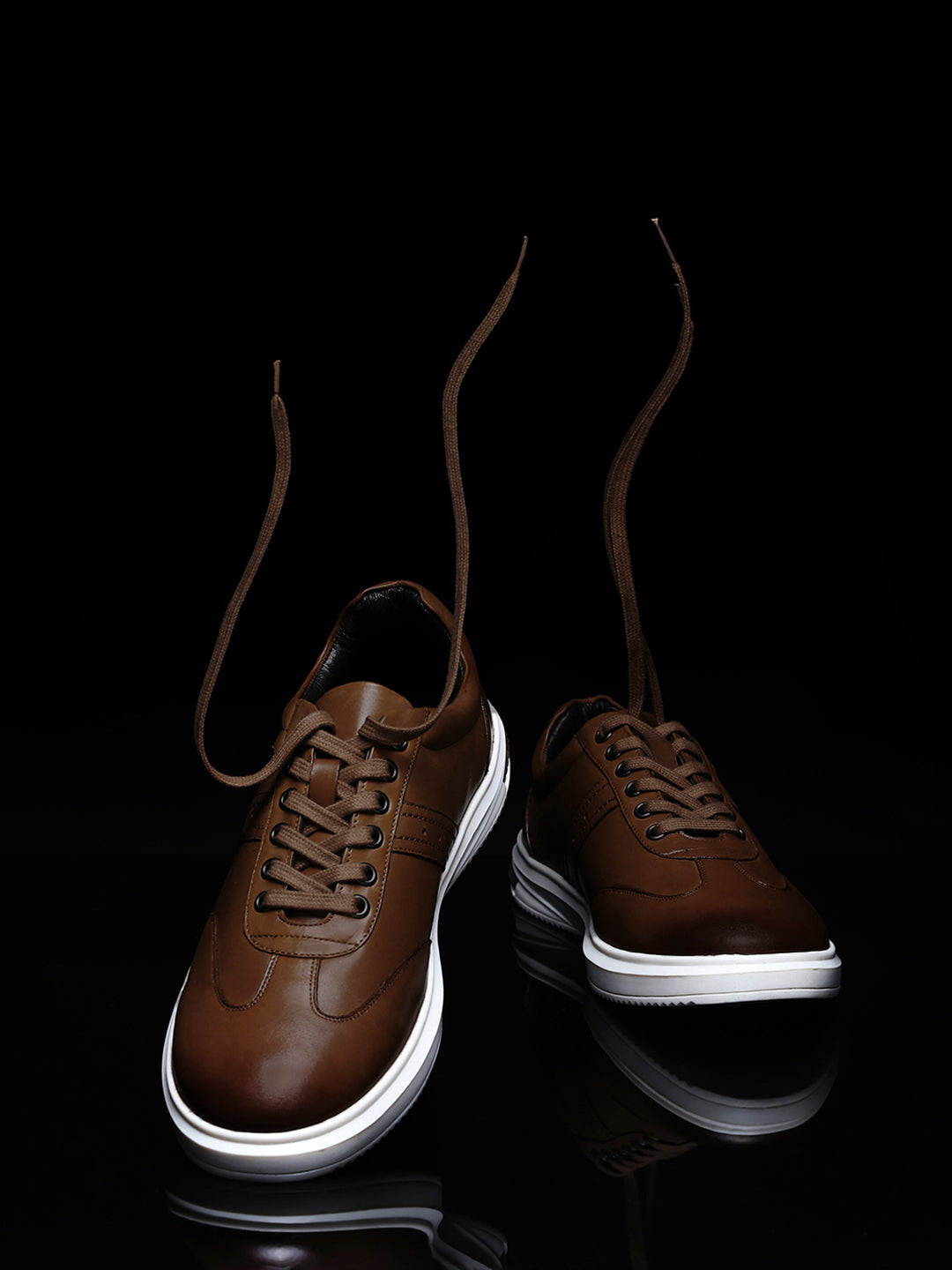 Buy Men Brown Lace-Up Genuine Leather Casual Sneaker Online in