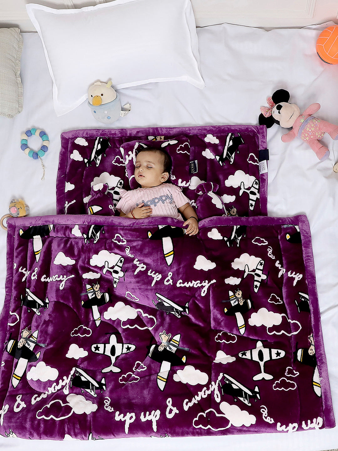 Printed Baby Blanket 3 Ply, 1609 GSM 5Pcs Set (1 Baby Comforter, 1 Bedsheet, 1 Neck Pillow & 2 Bolster)