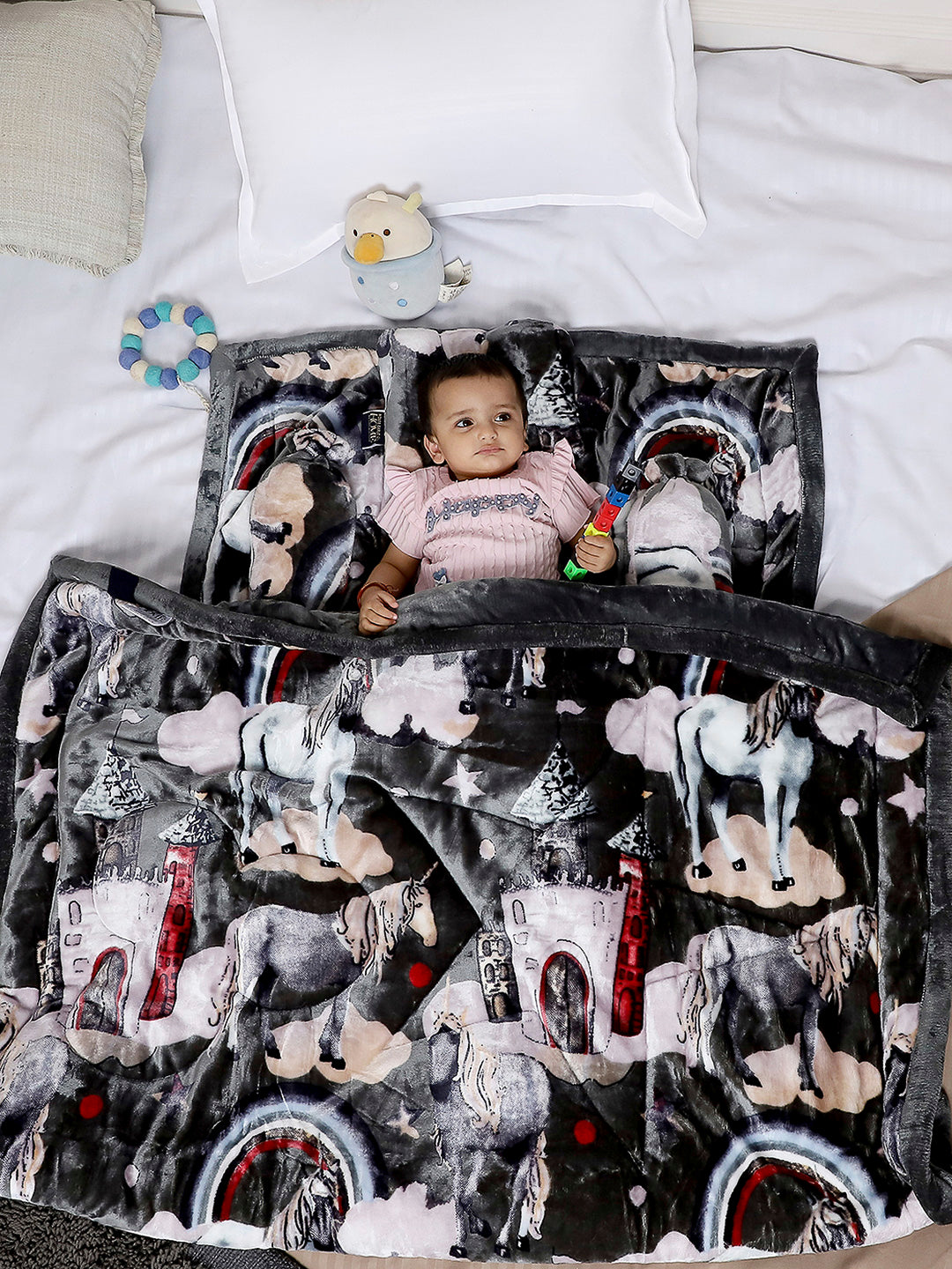 Printed Baby Blanket 3 Ply, 1609 GSM 5Pcs Set (1 Baby Comforter, 1 Bedsheet, 1 Neck Pillow & 2 Bolster)