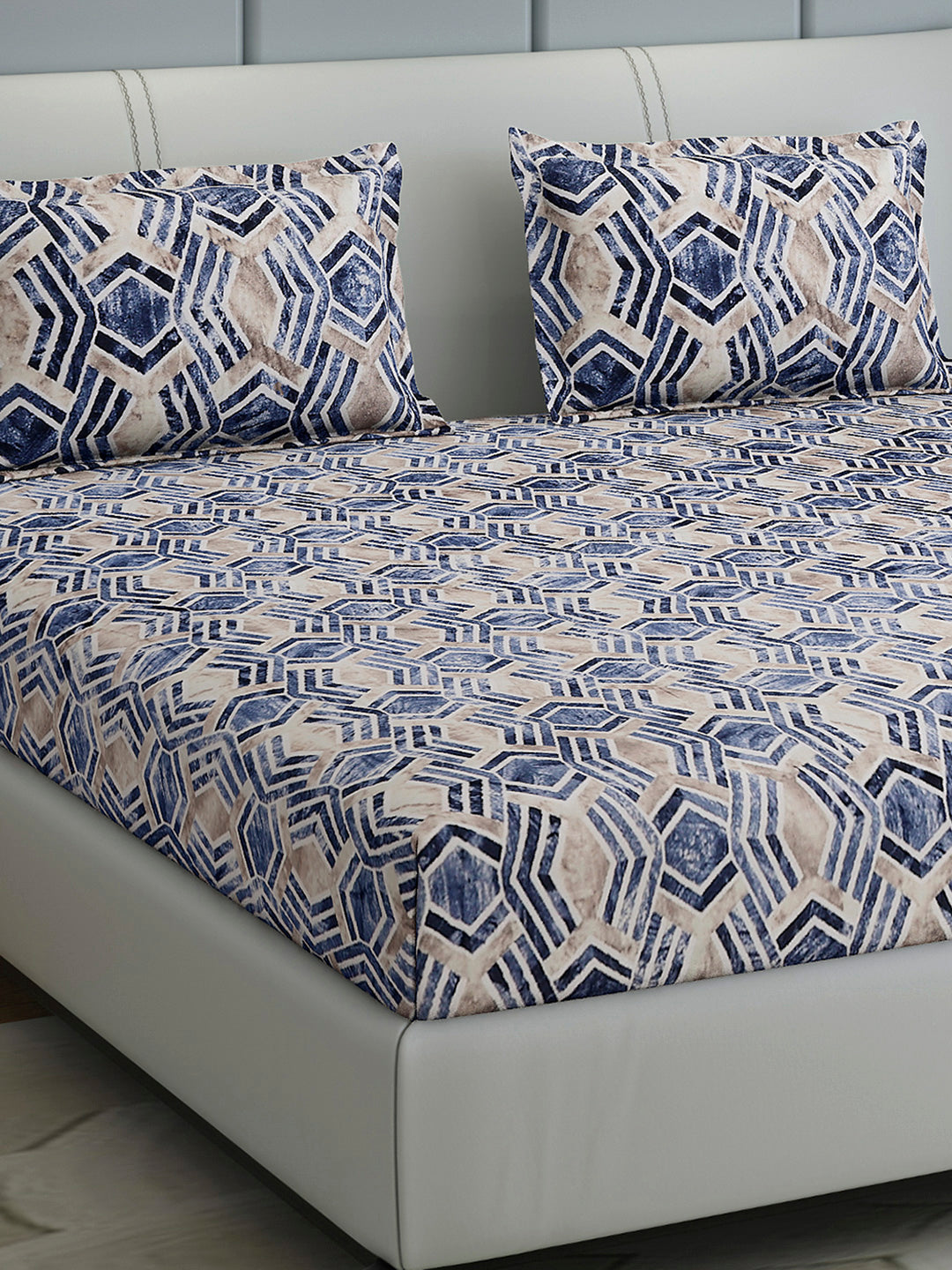 349 GSM 100% Polyester King Bed 1 Bedsheet with 2 Pillow Cover (Carnival)