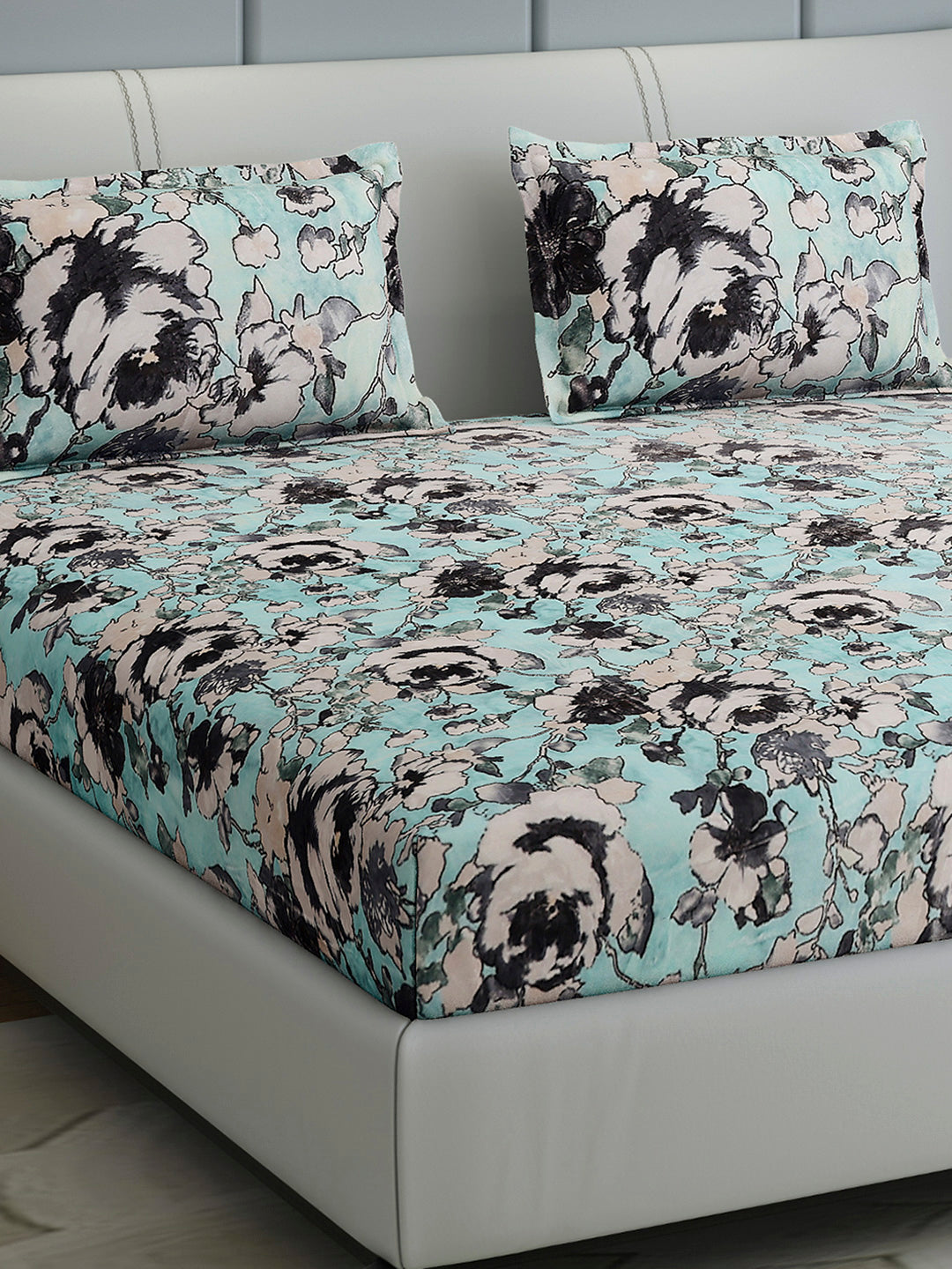 349 GSM Polyester King Bed 1 Bedsheet with 2 Pillow Cover (Carnival)