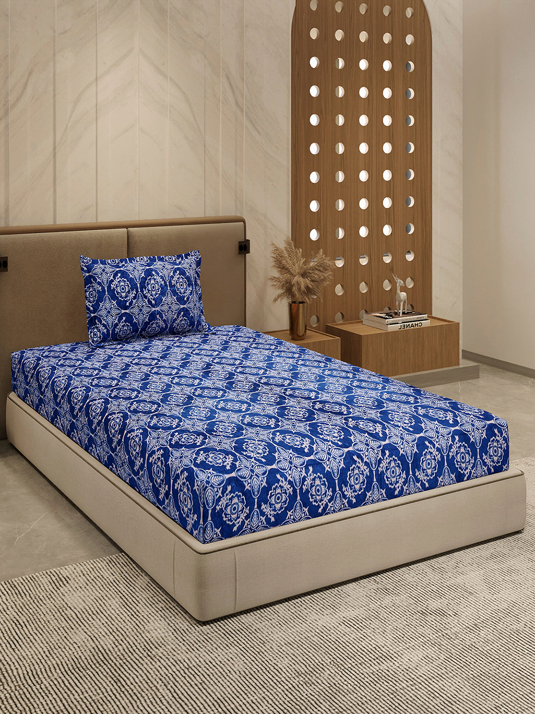 264 GSM 100% Polyester Single Bed 1 Bedsheet with 1 Pillow Cover (Nixie Piece)