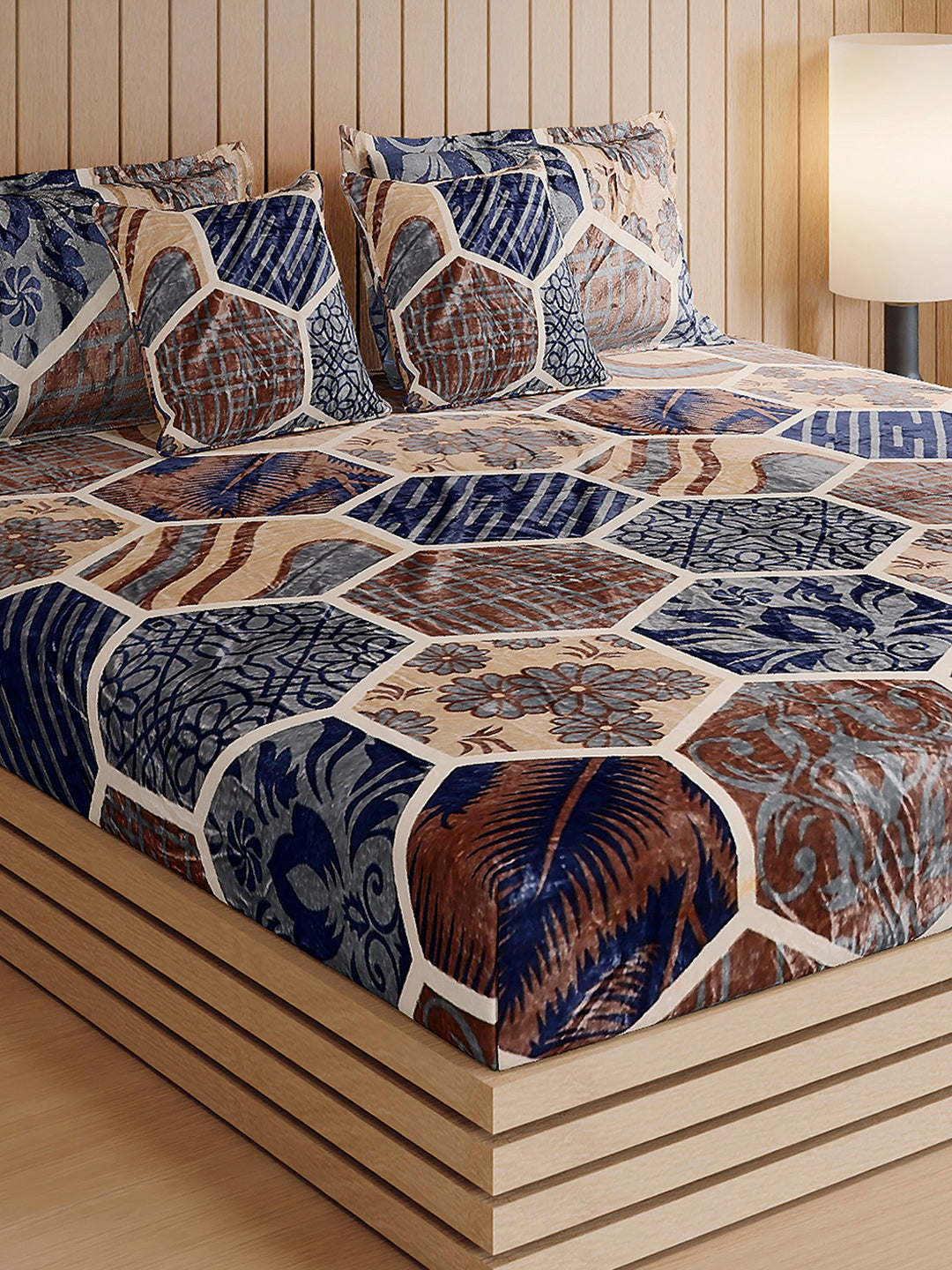 487 GSM 100% Polyester Double Bed 1 Bedsheet, 2 Pillow Cover & 2 Cushion Case (Pristine 4 Pcs Set)