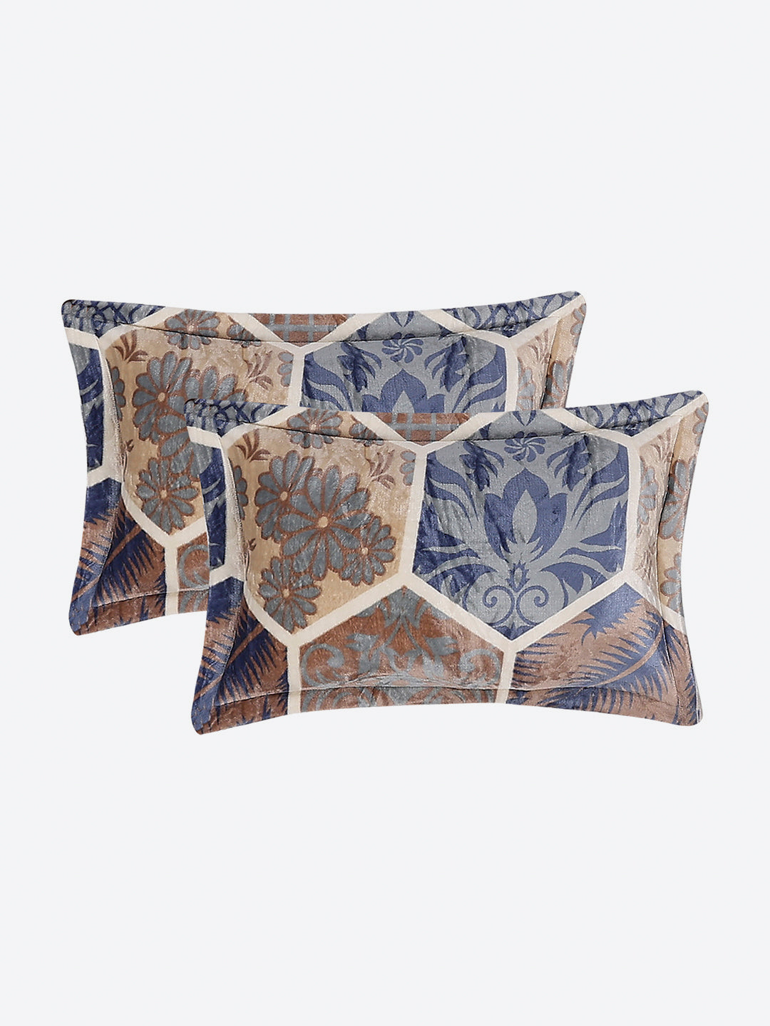 487 GSM 100% Polyester Double Bed 1 Bedsheet, 2 Pillow Cover & 2 Cushion Case (Pristine 4 Pcs Set)