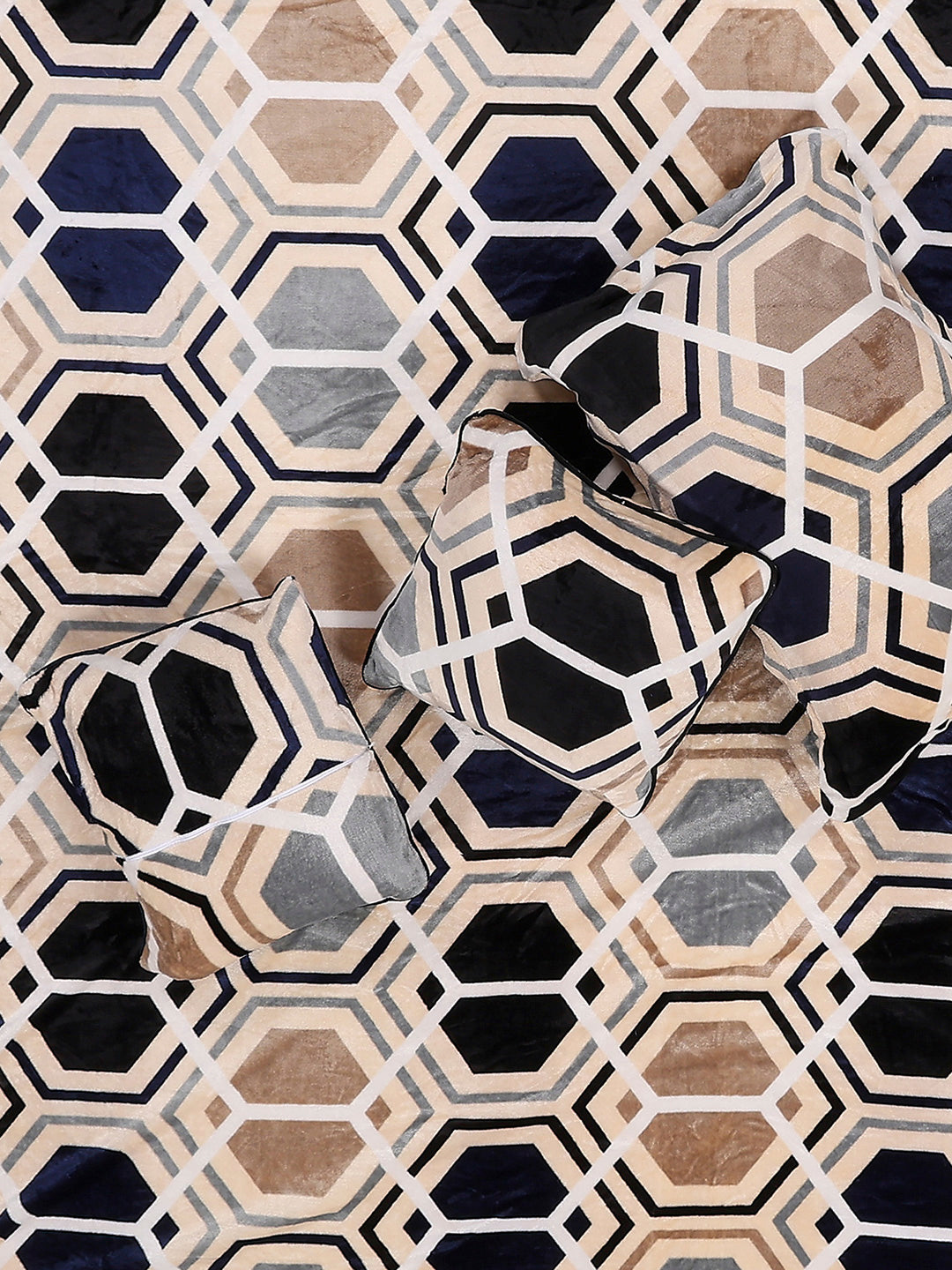 487 GSM 100% Polyester Double Bed 1 Bedsheet, 2 Pillow Cover & 2 Cushion Case (Pristine 4 Pcs Set)