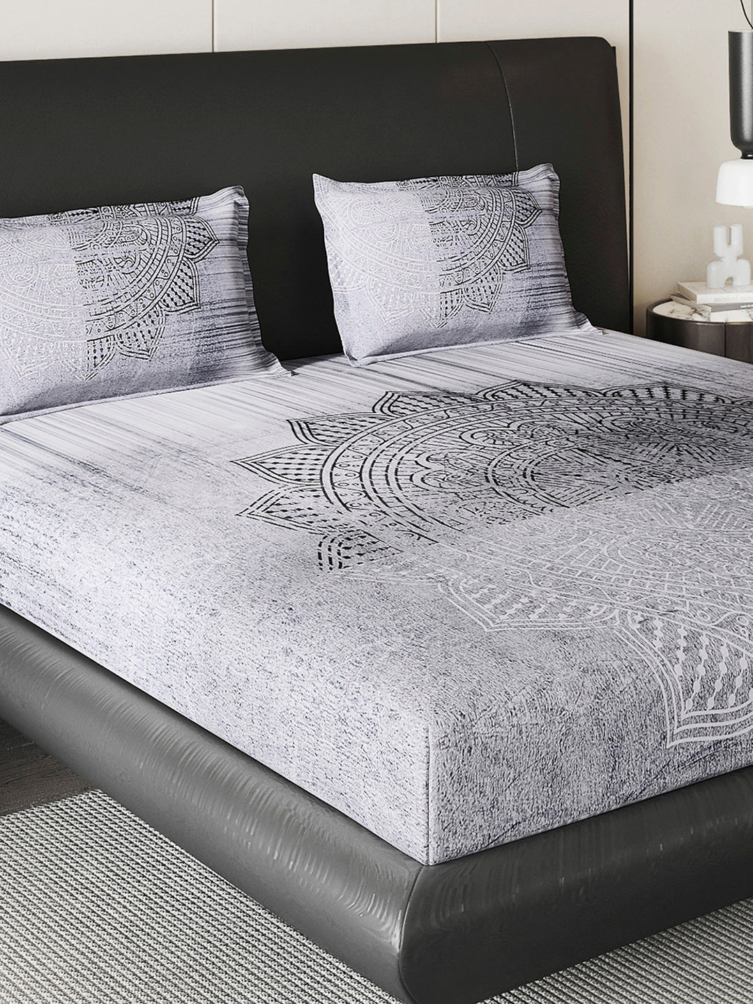 252 GSM Polyester King Bed 1 Bedsheet with 2 Pillow Cover (Urban)