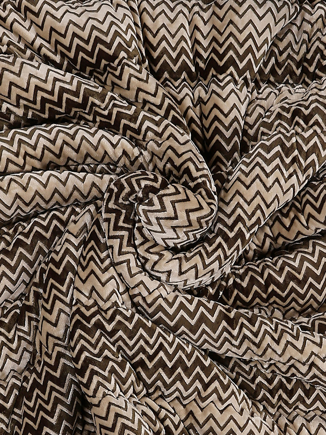 Printed Double Bed 1078 GSM Comforter for Winter - (Delicate)