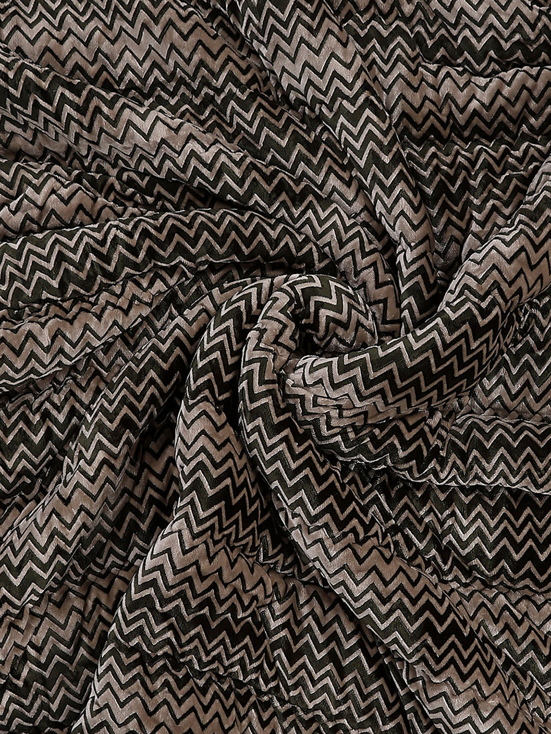 Printed Double Bed 1078 GSM Comforter for Winter - (Delicate)