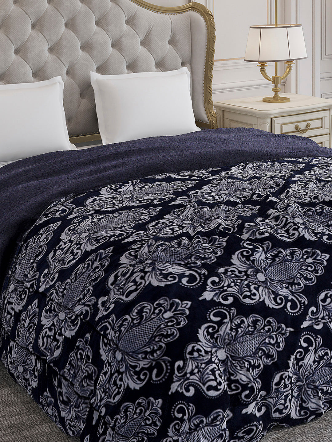 Printed Double Bed 210 GSM Comforter for Mild Winter (Nixie), Weight 729 gm