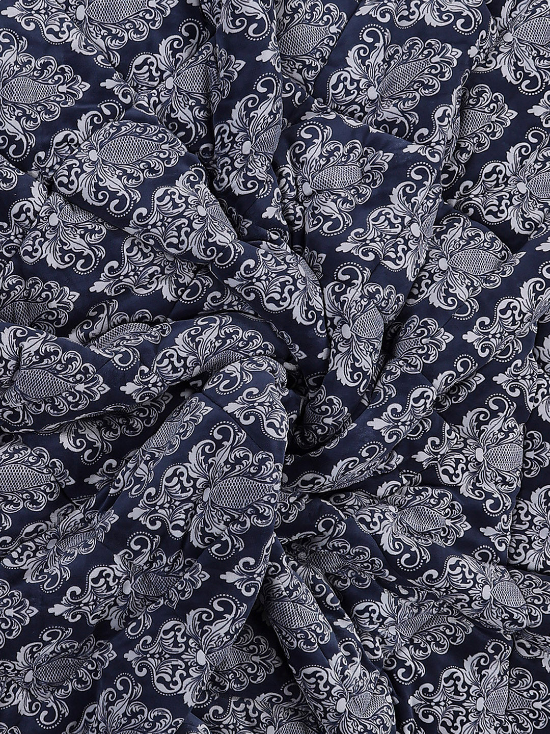 Printed Double Bed 210 GSM Comforter for Mild Winter (Nixie), Weight 729 gm