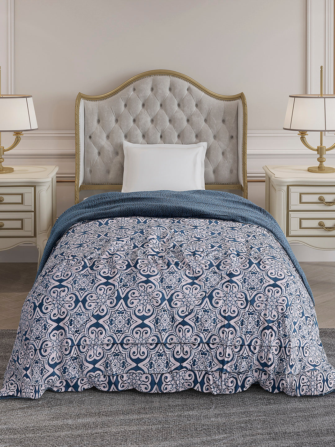 Printed Single Bed 1114 GSM Comforter for Winter - (Nixie)