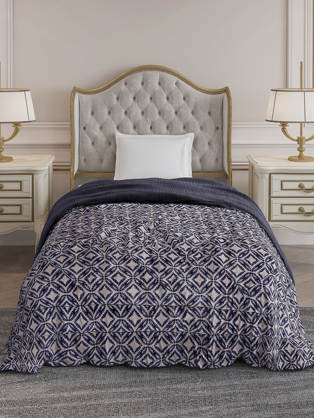 Printed Single Bed 1114 GSM Comforter for Winter - (Nixie)