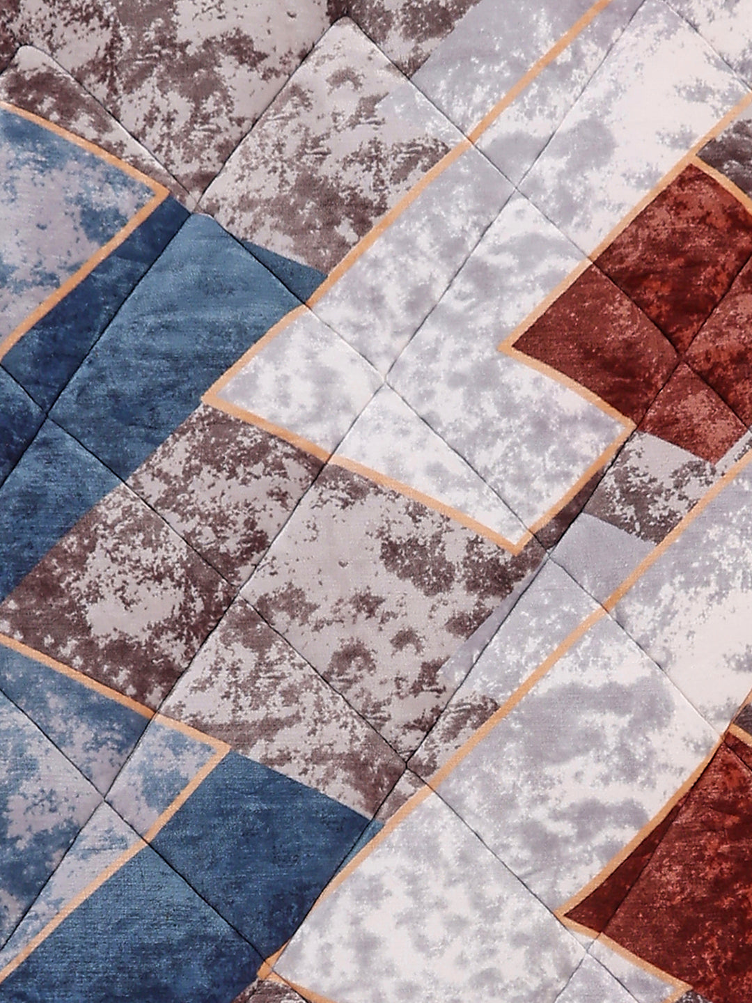 Printed Single Bed 966 GSM Comforter for Winter - (Teresa)