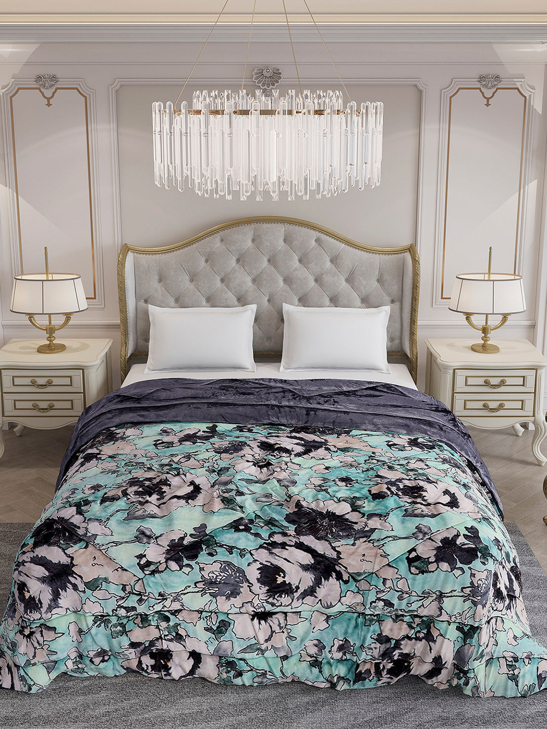 Printed Double Bed 1009 GSM Comforter for Winter - (Wild Beauty)