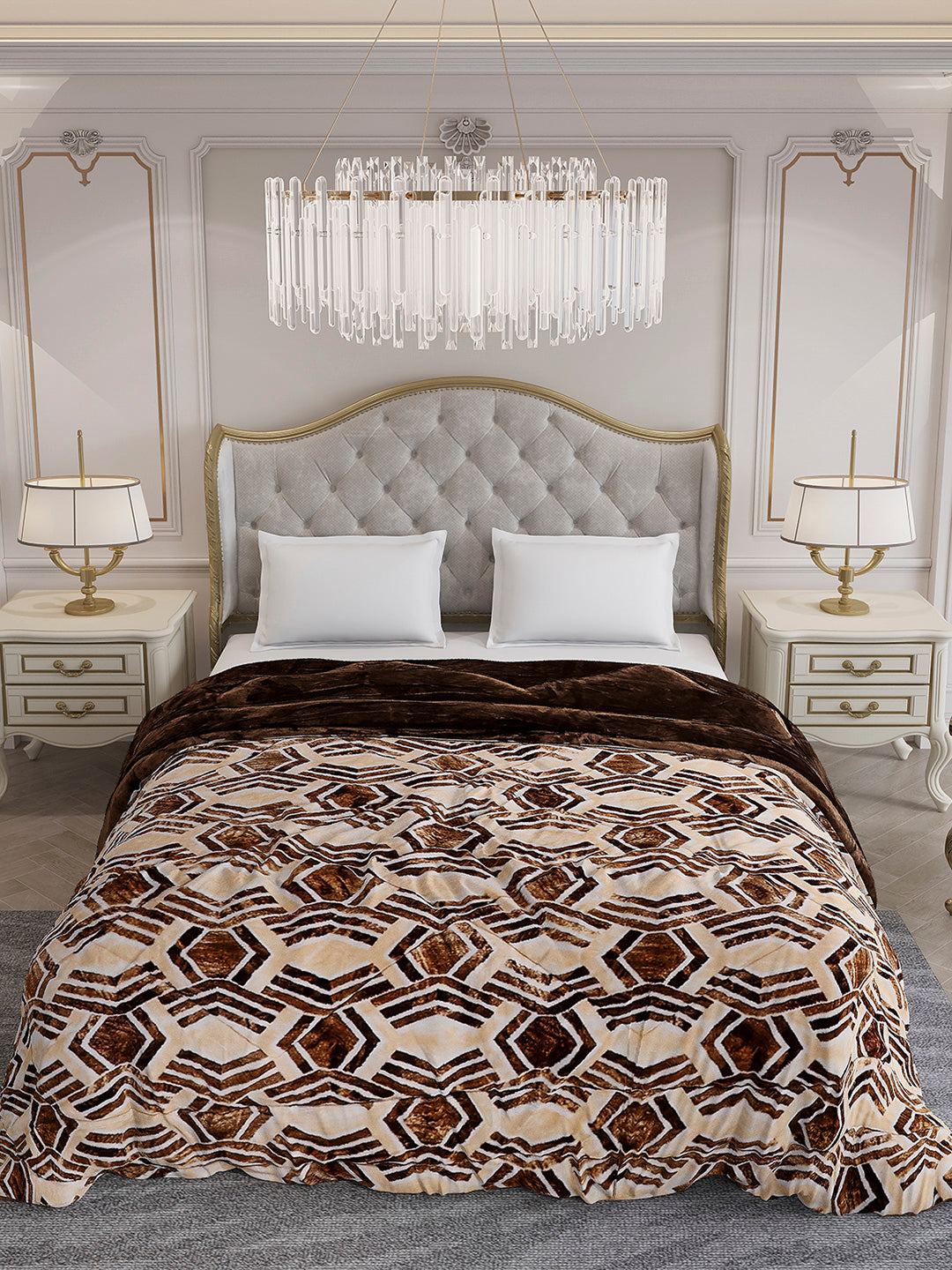 Printed Double Bed 1009 GSM Comforter for Winter - (Wild Beauty)