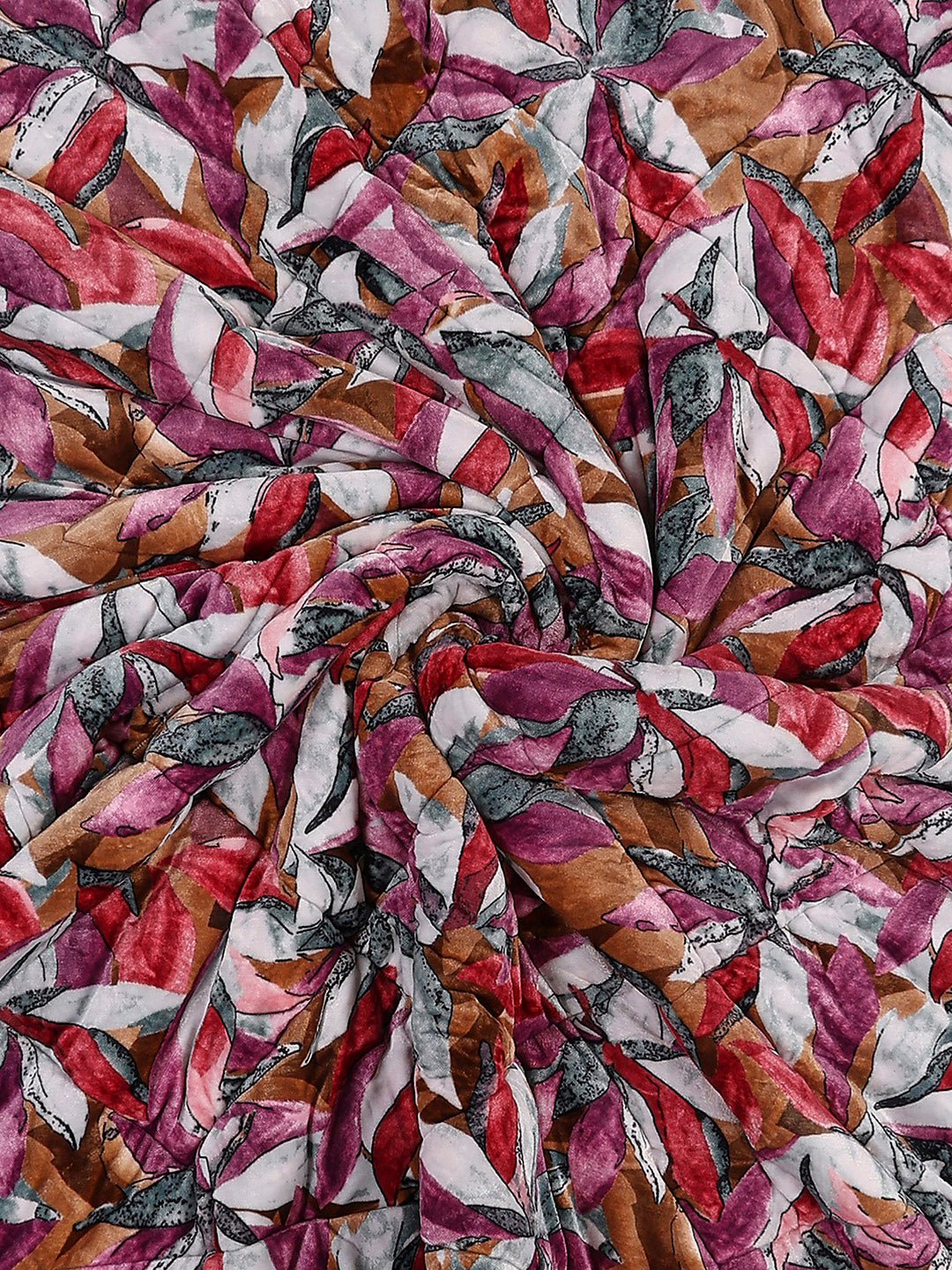 Printed Double Bed 233 GSM Comforter for Mild Winter (Beauty), Weight 855 gm